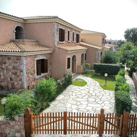 Ville Del Mar San Teodoro  Buitenkant foto