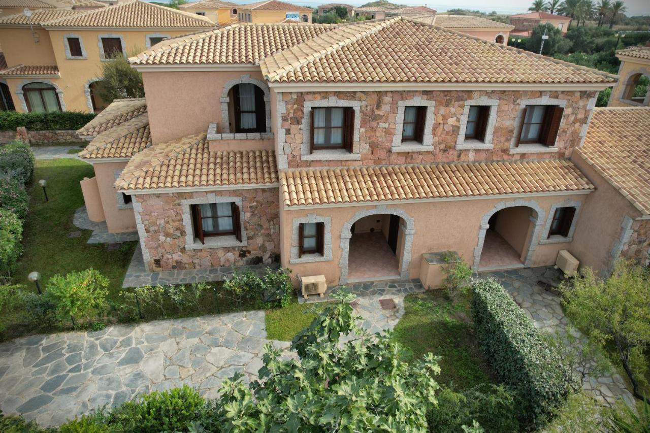 Ville Del Mar San Teodoro  Buitenkant foto