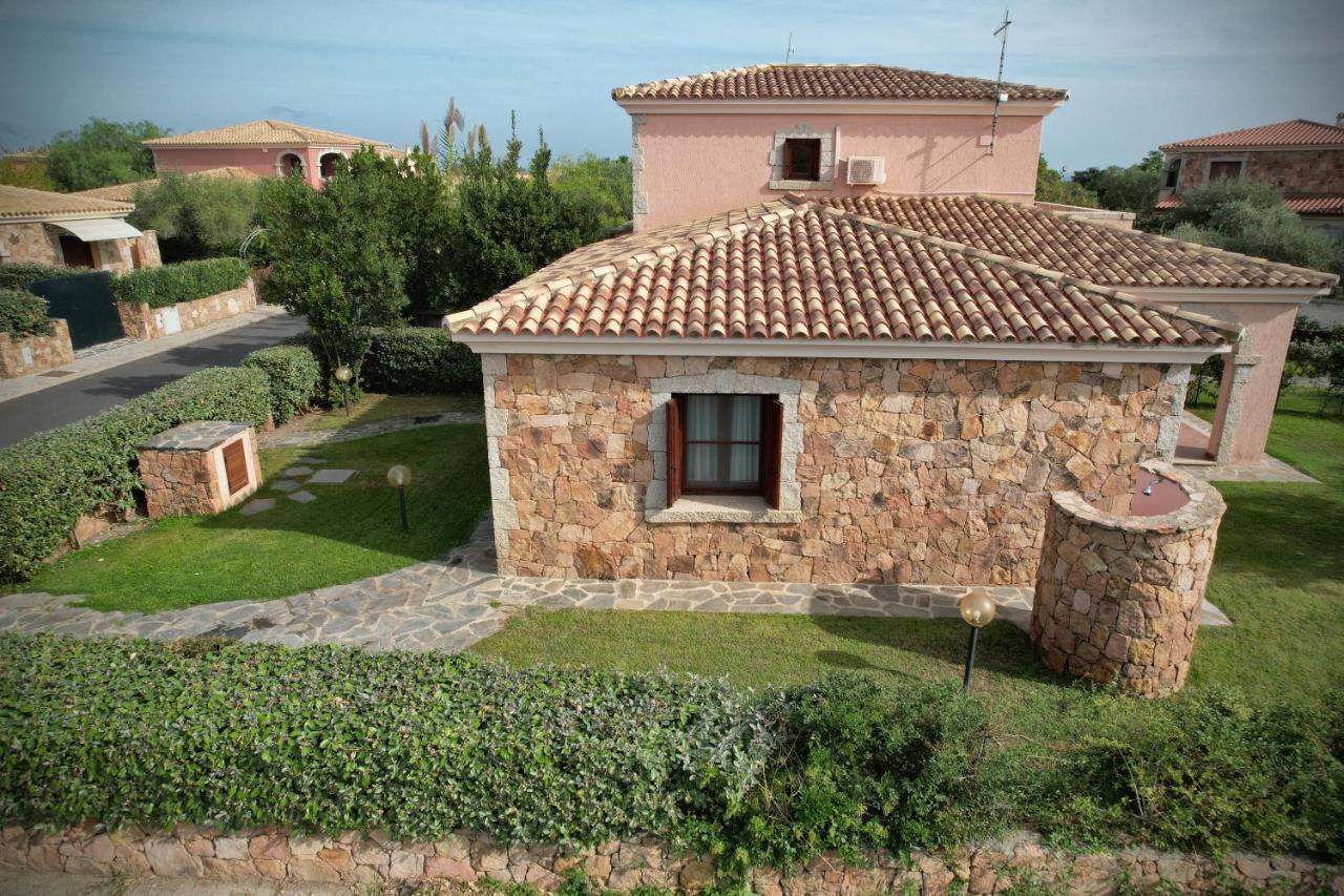Ville Del Mar San Teodoro  Buitenkant foto