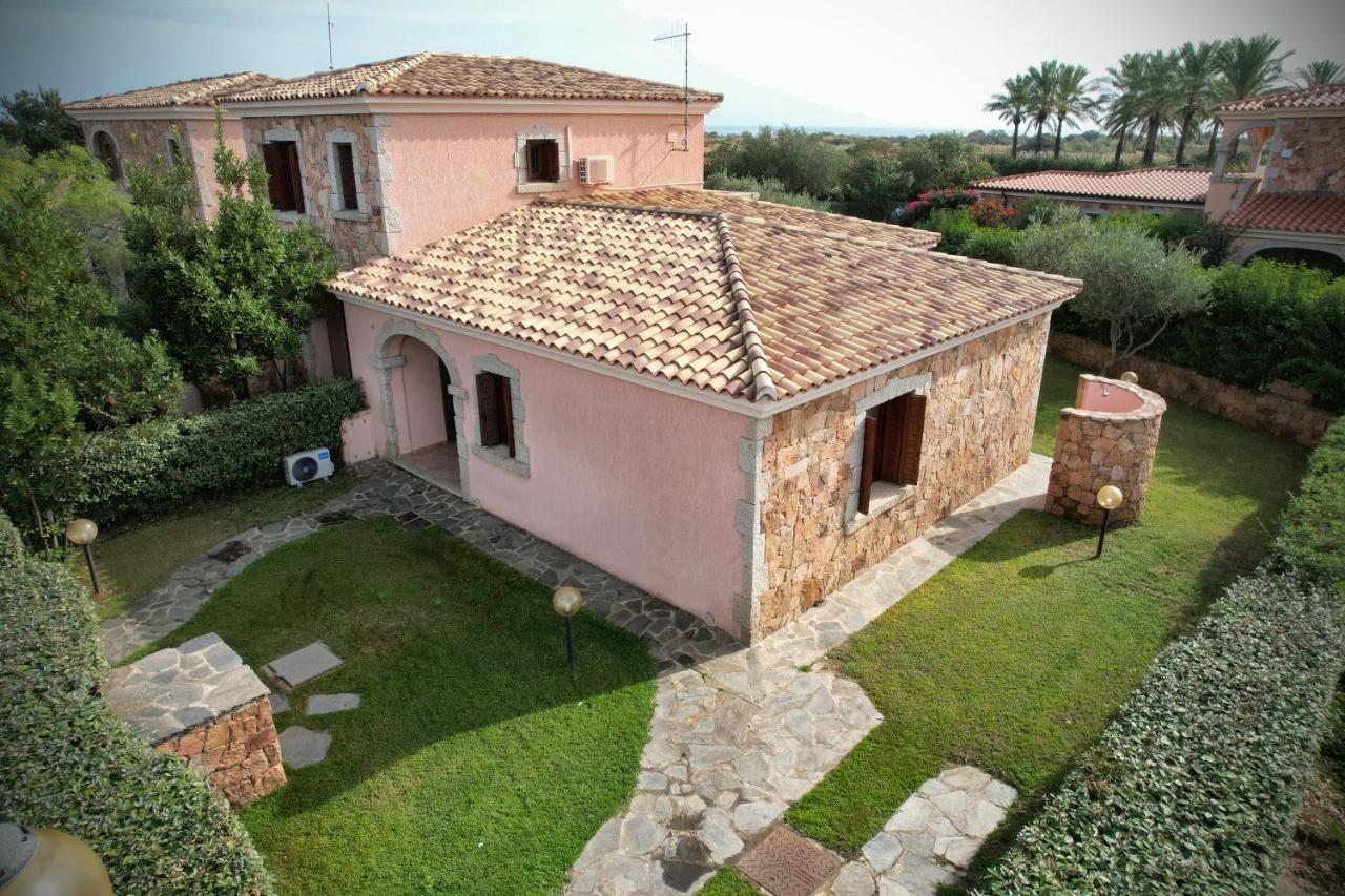 Ville Del Mar San Teodoro  Buitenkant foto